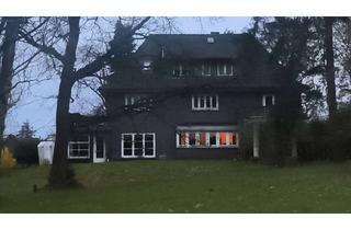 Wohnung mieten in Höpenstraße 72, 21217 Seevetal, Geräumige 3-Zimmer-Wohnung in Seevetal in Altbau Villa