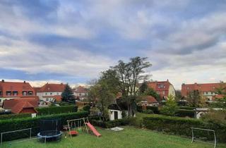 Wohnung mieten in 06237 Leuna, Wohnen in der Gartenstadt -Leuna- / Renovierte 4-Raum-Wohnung im gepflegten MFH mit Balkon