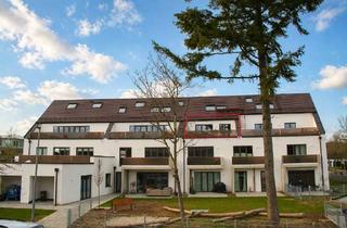 Wohnung mieten in 81827 Trudering-Riem, BUCHBERGER Immobilien Exklusive 2 Zimmer-Dachterrassen-Wohnung, Einbauküche mit Markengeräten