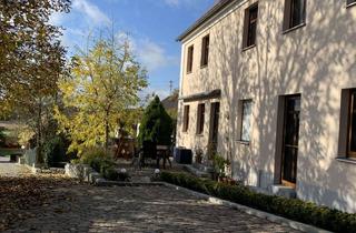 Wohnung mieten in Kirchenstraße 24, 86505 Münsterhausen, 4-Zimmer-Wohnung im DG mit schönem Ausblick