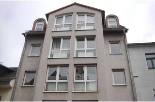 Wohnung mieten in August-Bebel-Straße, 08412 Werdau, 2-Raum-Wohnung mit EBK, Balkon und Fahrstuhl im Zentrum