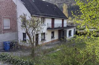 Einfamilienhaus kaufen in Klosterstraße, 67472 Esthal, Einfamilienhaus mit Garten und Garage