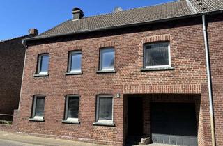 Haus kaufen in In Kuckum 94, 41812 Erkelenz, Dorfhaus mit Garage, Werkstatt, großer Garten & Partylaube