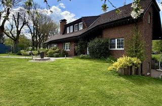 Haus kaufen in 44577 Castrop-Rauxel, Exklusives saniertes freistehendes EFH im Landhausstil mit ELW