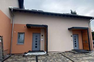 Haus mieten in Am Herrngarten 8b, 63654 Büdingen, Attraktives 5-Zimmer-Reihenhaus mit EBK in Büdingen-Vonhausen