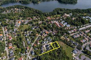 Grundstück zu kaufen in Güntherweg, 14776 Neustadt, Baugrundstück in Potsdam Gross Glienicke Zentrum TOP Lage provisionsfrei unbebaut und erschlossen