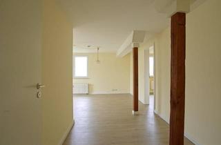 Wohnung mieten in 21037 Hamburg, Hamburg Bergedorf - Gepflegte modernisierte 2 Zimmer Wohnung mit Balkon ab sofort zu vermieten