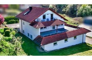 Haus kaufen in 74395 Mundelsheim, Vielseitige Immobilie mit 2 Wohneinheiten und 150 m² Garagen - Lageranbau