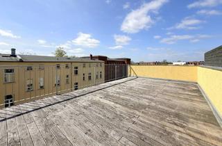 Penthouse kaufen in 14776 Brandenburg, Über den Dächern der Stadt – Dachgeschosswohnung mit ca. 170 m² Wohnfläche und 36 m² Dachterrasse