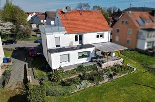 Haus kaufen in 34281 Gudensberg, Gudensberg - Umfassend saniertes Zwei- bis Dreifamilienhaus mit großem Grundstück in Gudensberg