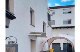 Einfamilienhaus kaufen in 65623 Hahnstätten, Hahnstätten - Renovierungsbedürftiges charmantes Einfamilienhaus zu verkaufen!