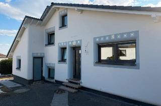 Einfamilienhaus kaufen in 56587 Straßenhaus, Straßenhaus - Energieeffizientes Einfamilienhaus mit Einliegerwohnung