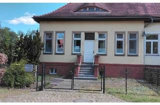 Haus kaufen in 39576 Stendal, Stendal - Reihenendhaus zwischen Gardelegen und Stendal