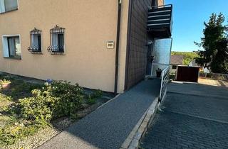 Haus kaufen in 66287 Quierschied, Quierschied - Zweifamilienhaus mit Garten in ruhiger Wohnlage (Sackgasse)