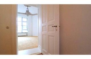 Wohnung kaufen in 10829 Berlin, Berlin - Bezugsfreie Altbauwohnung nahe Südkreuz - ohne Maklerprovision -