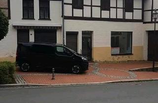 Haus kaufen in 39397 Gröningen, Gröningen - Haus mit Zwei kleine Lokal
