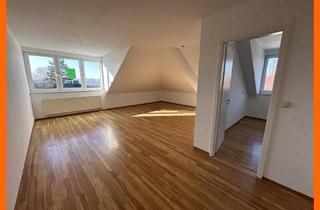Wohnung mieten in Hebbelstraße 23, 07546 Gera, Gera - Sehr helle 2 Raum-Whg. mit Ausblick über die Stadt und Garage und *Bungalow auf dem Grundstück