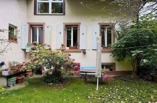 Loft kaufen in Schauinslandstraße 18, 79100 Freiburg, Freiburg im Breisgau - 4,5-Zi-Whg 97qm mietfrei (ca. 114qm Grundfläche) mit Galerie + derzeit 2 Whg die m. 1 Türe zu einer Whg werden + in 4-FamHs + GartenHaus + Garten