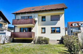 Wohnung kaufen in 97437 Haßfurt, *FRISCH MODERNISIERT* Sofort beziehbare 3 Zimmer-Dachgeschosswohnung mit Keller, Balkon und Garage i