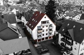 Wohnung kaufen in 75397 Simmozheim, Wohnen über zwei Ebenen: Galerie, Südbalkon, 4 Zimmer | 2 Bäder | 2 Stellplätze | Energieeffizienz C