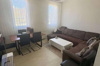 Wohnung kaufen in 42651 Solingen-Mitte, Charmante 4-Zimmer-Eigentumswohnung in Solingen-Mitte