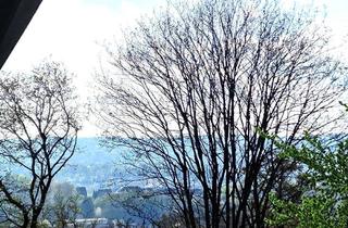 Wohnung kaufen in 42109 Wuppertal, IMWRC – Uellendahl-Katernberg bietet 2-Zimmer-ETW mit großer Loggia und grünem Ausblick!