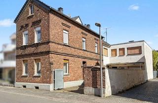 Wohnung kaufen in 53842 Troisdorf, 6-Zimmer-Wohnung mit Dachgeschoss in ruhigem Zweiparteienhaus in Troisdorf