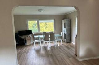 Wohnung mieten in Paul-Cramer-Allee, 59581 Warstein, Freundliche 5-Zimmer-Wohnung mit gehobener Innenausstattung in Warstein