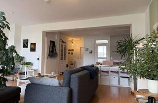 Wohnung mieten in Martin-Niemöller-Straße 17, 22880 Wedel, 3-Zimmer Maisonette-Wohnung mit Balkon in Wedel