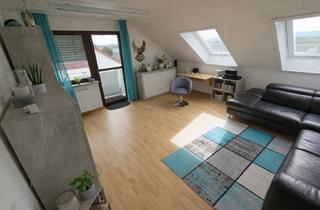 Wohnung mieten in Hauffstraße, 72631 Aichtal, Helle 3,5-Zimmer-Dachgeschosswohnung mit großem Balkon & Alb-Blick