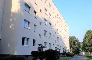 Wohnung mieten in Melanchthonstraße, 16515 Oranienburg, Geräumige 3-Zimmer-Wohnung mit Balkon