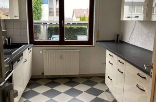 Wohnung mieten in Finkenstr. 15, 75180 Büchenbronn, Gepflegte 4-Zimmer-Wohnung mit Balkon in Pforzheim - Büchenbronn