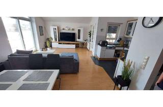 Wohnung mieten in 36381 Schlüchtern, Sehr schöne 3-Zi. Dachgeschosswhg. (80 m ²) inkl. Parkplatz, Einbauküche, 2 Balkonen & Badewanne