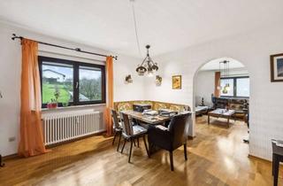 Haus kaufen in 77815 Bühl, Zweifamilienhaus im Ortskern mit Blick in die Weinberge und Entwicklungsspielraum