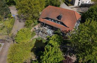 Haus kaufen in 40670 Meerbusch, Exklusives, kernsaniertes Landhaus auf 907 m² Eckgrundstück (Provisionsfrei)