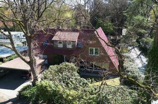 Haus kaufen in 27711 Osterholz-Scharmbeck, Repräsentatives und luxuriöses Haus mit zurückhaltender Aussenansicht