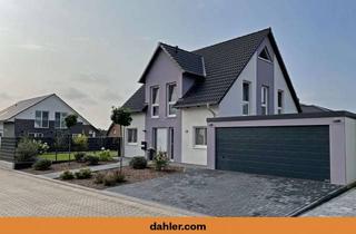 Haus kaufen in 38524 Sassenburg, Zeitgemäß wohnen: EFH (2018) mit Wärmepumpe, Einbauküche & Doppelgarage