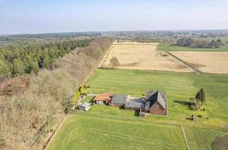 Haus kaufen in 26487 Blomberg, Seltene Gelegenheit: Haus mit großem Grundstück direkt am Wald!