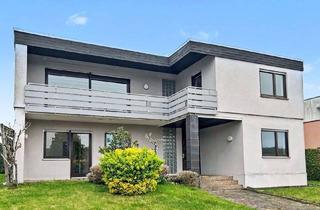 Einfamilienhaus kaufen in 54296 Kernscheid, Zwei Generationen oder Arbeiten von Zuhause – Einfamilienhaus mit ELW in Trier-Kernscheid