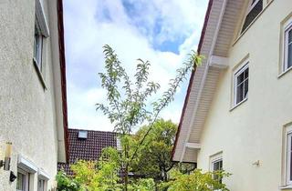 Haus kaufen in 30938 Burgwedel, Großburgwedel * Seltene Chance * 2 EFH * 197 m² + 100 m² * seltene Wohnqualität mit Optionen