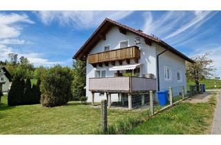 Haus kaufen in 94372 Rattiszell, Schönes Zweifamilienhaus Nähe Ascha