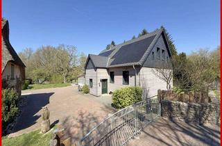 Haus kaufen in 24837 Schleswig, "Waldliebe" - kernsanierte Försterei allein & doch stadtnah