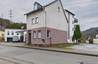 Haus kaufen in 56133 Fachbach, Historisches Wohnhaus an der Lahn mit separater Scheune und viel Potenzial in Fachbach!