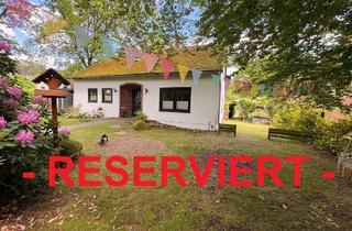 Einfamilienhaus kaufen in 31632 Husum, Immobilien-Doppelpack: Zwei Häuser, ein Grundstück, ein Preis!