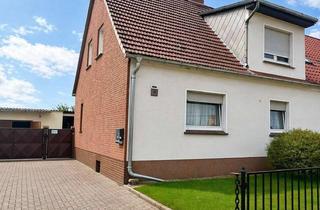 Doppelhaushälfte kaufen in 15926 Luckau, Doppelhaushälfte mit 1.031 m² Grundstück, 2 Garagen & Potenzial in Luckau