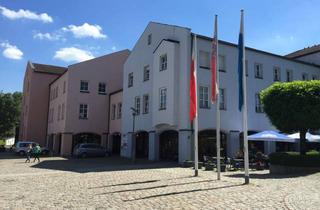 Geschäftslokal mieten in Kirchenplatz, 84359 Simbach, Laden zu mieten im "Wittelsbacher Haus" in Simbach am Inn