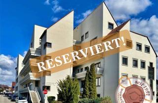 Wohnung kaufen in 72351 Geislingen, Sonnige 2-Zimmer-Dachgeschosswohnung mit gemütlichem Flair und Weitblick auf Geislingen