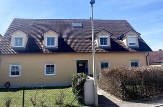 Wohnung mieten in Jägerndorfer Straße 12, 93197 Zeitlarn, Schöne helle lichtdurchflutete 3 Zimmer DG Wohnung in Zeitlarn