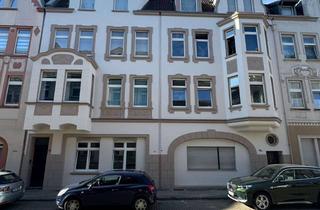 Wohnung mieten in 45307 Kray, Lichtdurchflutete 3-Zimmer-Altbauwohnung, WG geeignet