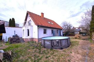 Haus kaufen in Uhuweg XX, 12351 Buckow, Attraktives Familiendomizil in vorzüglicher Lage - Bezugsfrei - Einliegerwohnung - Balkon - Garten